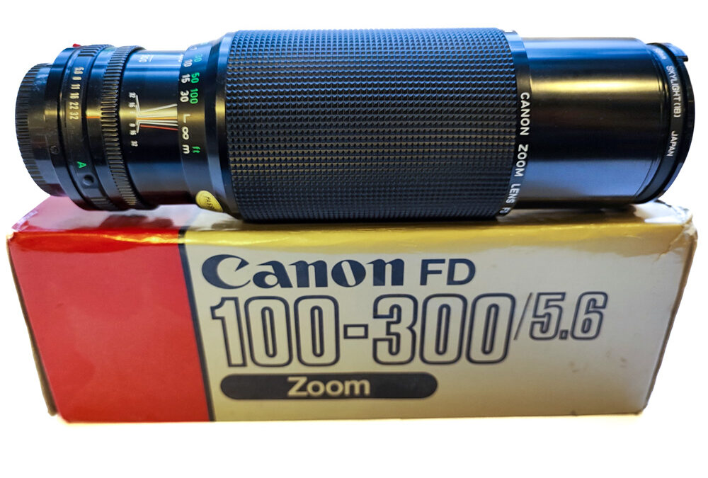 Canon 100-300 mm f5.6